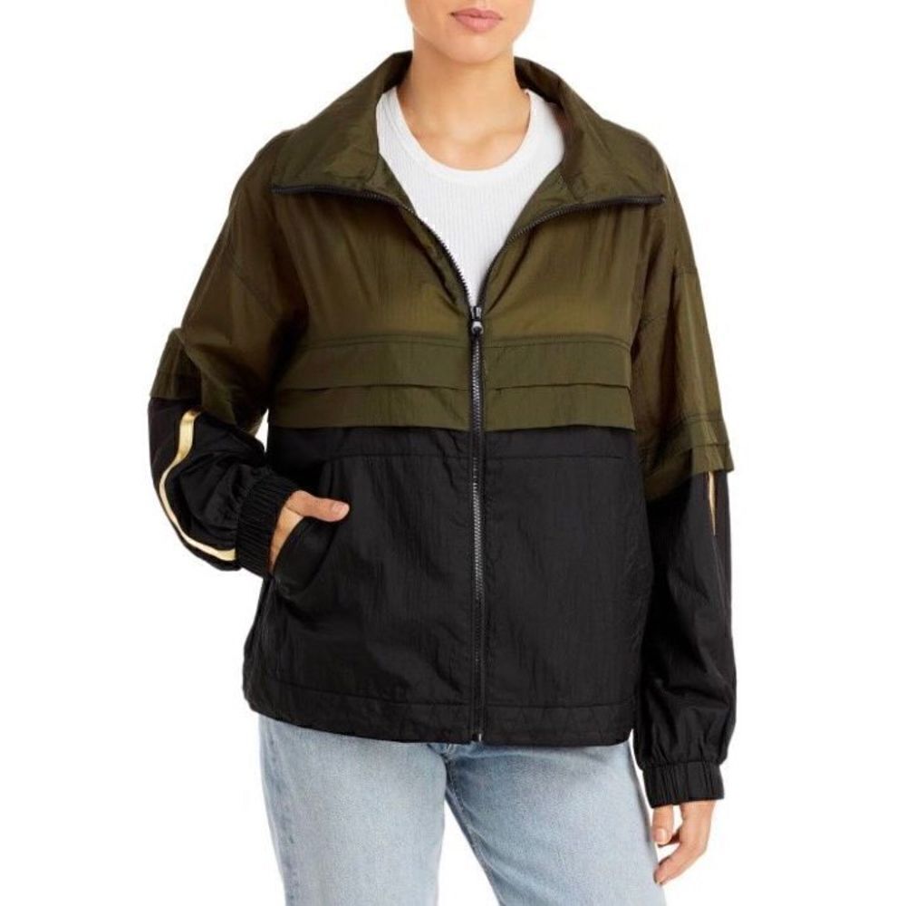 AQUA - 🎉HP🎉 L Sz S - Lightweight Colorblock Windbreaker. 100% Nylon & NWT!